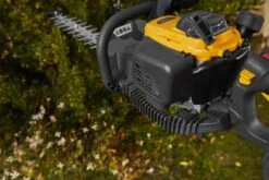 Stiga HT 525 Benzine Heggenschaar - 22,5cc - 0,65kW - 2-takt - 46cm - 35mm -Gereedschap Winkel 3759f9ede56d0f0a48840819f763e954