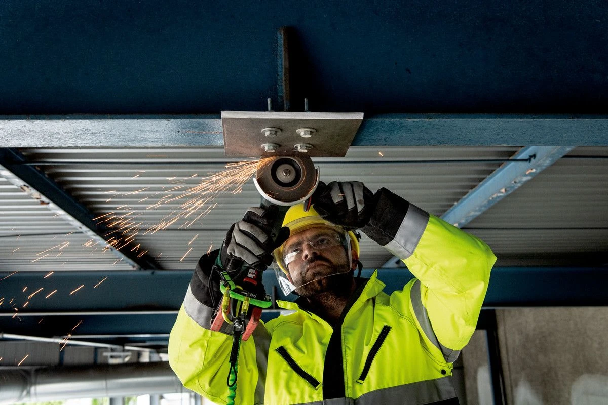 Metabo WPB 18 LT BL 11-125 Quick 18V Li-ion Accu Haakse Slijper Set (2x LiHD 5.5Ah) In MetaBox 2 Metabo WPB 18 LT BL 11-125 Quick 18V Li-ion Accu Haakse Slijper Set (2x LiHD 5.5Ah) In MetaBox - Afbeelding 2