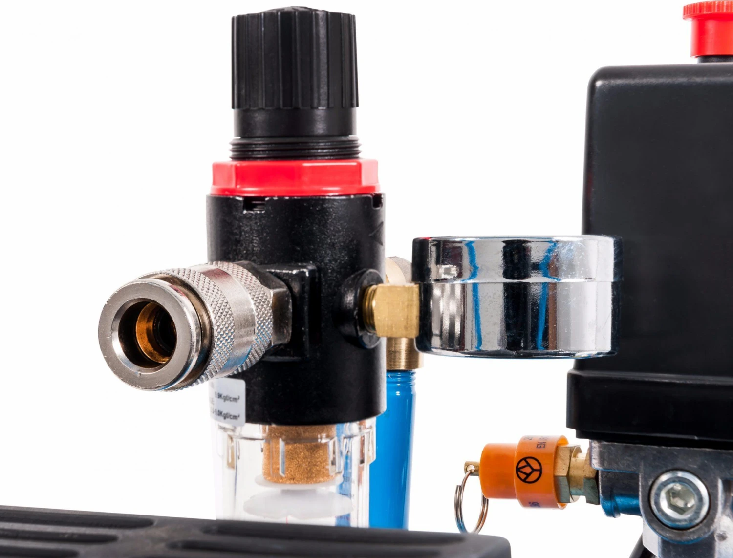 Airpress 36743 - Stille Olievrije Compressor L 6-95 8 Bar 0,6 Pk 25 L/min 6 L 8 Airpress 36743 - Stille Olievrije Compressor L 6-95 8 Bar 0,6 Pk 25 L/min 6 L - Afbeelding 8