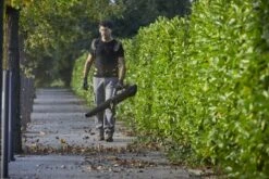 Stiga BL 980 R Benzine Bladblazer - 75,6cc - 2-takt - 100m/s - 25m³/min - 3,1kW 28 Stiga BL 980 R Benzine Bladblazer - 75,6cc - 2-takt - 100m/s - 25m³/min - 3,1kW -Gereedschap Winkel 7ae70c093e7d82bb56f2be83e4d5c1bd