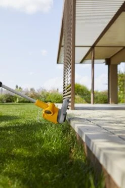 Stiga GT 100e Kit Accu Grastrimmer - 25cm - Telescopisch -Gereedschap Winkel 89988358af4a3c805dbee264a081ab83