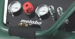 Metabo Power 250-10 W OF Compressor - 1500W - 10 Bar - 10L - 100 L/min - 601544000 8 Metabo Power 250-10 W OF Compressor - 1500W - 10 Bar - 10L - 100 L/min - 601544000 -Gereedschap Winkel 8a167285c14cc22a3b02ecfb49eb8d24