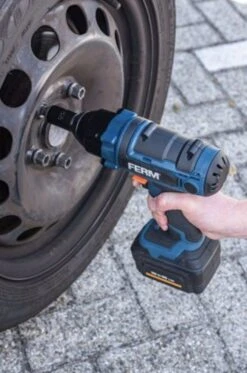 FERM CDM1127 18V Li-Ion Accu Slagmoersleutel Set (1x 4.0Ah Accu) In Koffer - 380Nm - 1/2" -Gereedschap Winkel b29c130689871c8478f3b3043a5e47c5