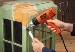 Black & Decker Black+Decker KX1650 Heteluchtpistool - 1750W 6 Black & Decker Black+Decker KX1650 Heteluchtpistool - 1750W -Gereedschap Winkel c106fc244f91bbdfa33cc90615e56973