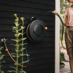 Fiskars 1057237 Solid Slanghaspel L - 30m 11 Fiskars 1057237 Solid Slanghaspel L - 30m -Gereedschap Winkel c3b404f3c1c38a451c2d0e64ee7097ed