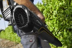 Stiga BL 980 R Benzine Bladblazer - 75,6cc - 2-takt - 100m/s - 25m³/min - 3,1kW 34 Stiga BL 980 R Benzine Bladblazer - 75,6cc - 2-takt - 100m/s - 25m³/min - 3,1kW -Gereedschap Winkel f65f825209a2a1be97c95d6a8d6b57a7